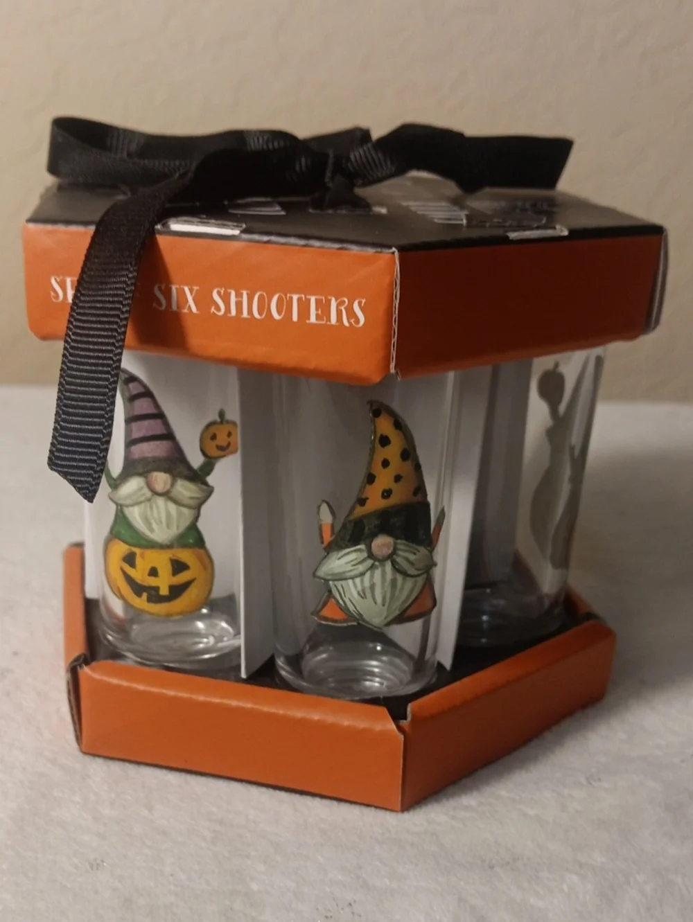 NIB Halloween Wizard Gnomes & Pumpkins 4oz Tall Shot Shooter Glasses - Set of 6